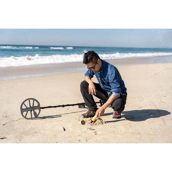 Minelab Equinox 800 Metal Detector - Image 6