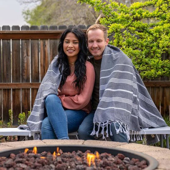 Peakform 6ft Centrefold Blow Mould Bench Seat - Image 6